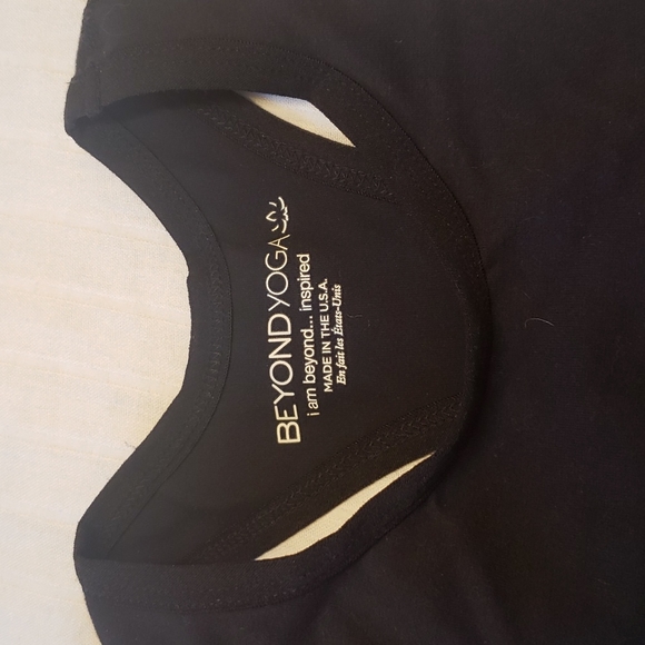 Beyond Yoga | Morphed Cut Out Cami | Black and White | Size S | NWT - Picture 2 of 8